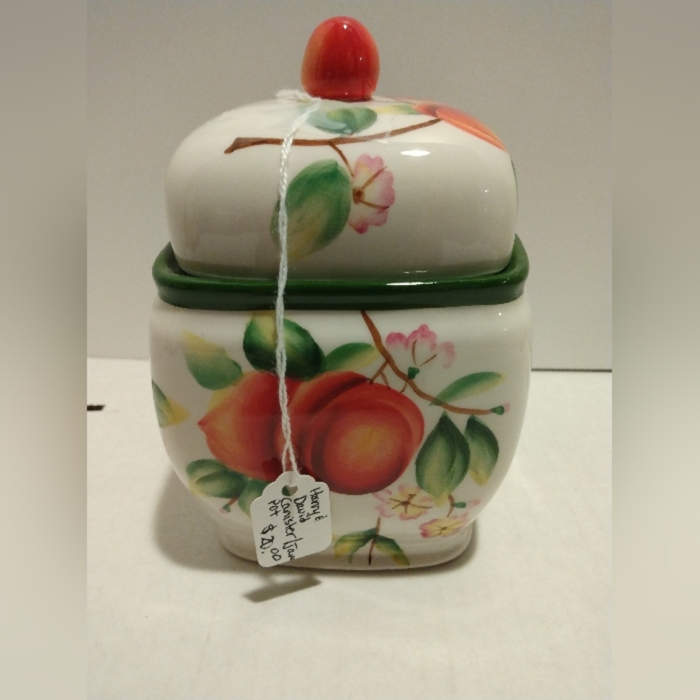 Harry and David peach ceramic jam pot.